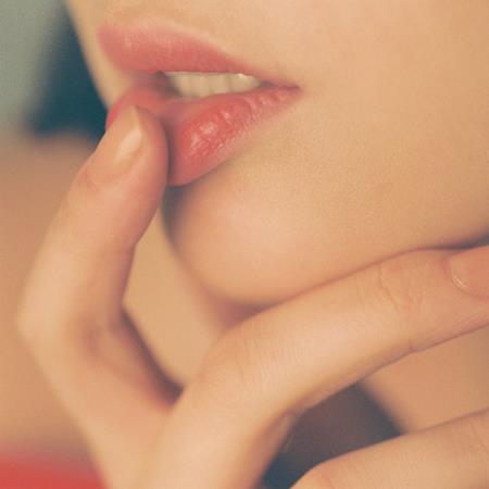 Bedroom - LOVESIGN - Zortam Music