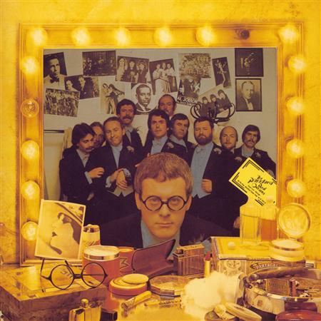 Pasadena Roof Orchestra - The Show Must Go On - Zortam Music