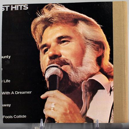 KENNY ROGERS - The Country Legend - Zortam Music