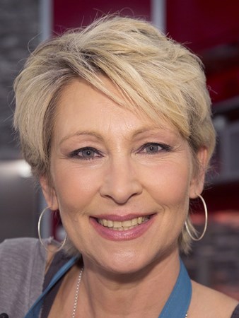 Claudia Jung - Domani Lamore Vincera - Domani Lamore Vincera Lyrics - Zortam Music