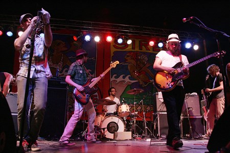 04 - Retroactive 7 Â€¢ Rare & Remixed - Zortam Music