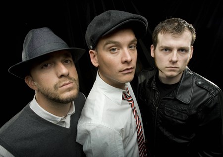 Alkaline Trio - Forza Horizon 3 - Zortam Music