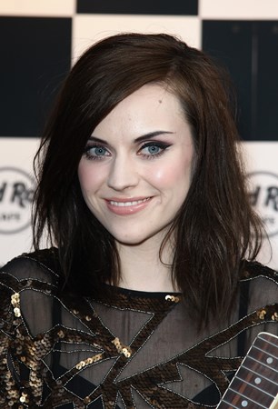 Amy Macdonald - Die Hit-Giganten (Die Hits 2000-2010) - Zortam Music