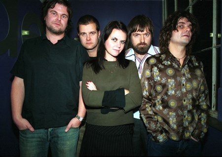 Wannadies - Shorty Lyrics - Zortam Music