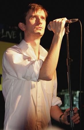 The Rakes - Just A Man With A Job (Le Poingonneur Des Lilas) Lyrics - Zortam Music