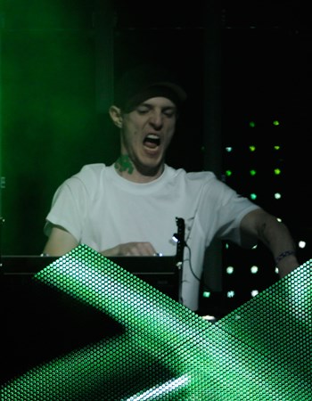 Deadmau5 - + Mas Nescafe Ibiza Residence - Zortam Music