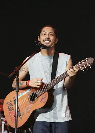 Dragon Ash - MOB SQUAD - Zortam Music