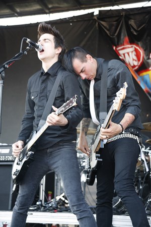 Anti-Flag - Liberation Songs to Benefit Pe - Zortam Music