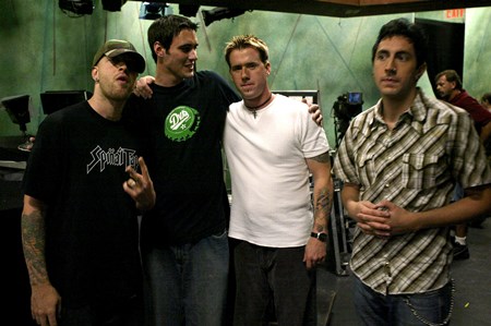 BREAKING BENJAMIN - Halo 2 OST - Zortam Music