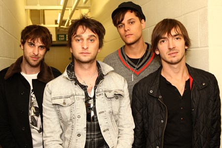 Jet - Nme Presents The Essential Bands - Festival Edition [disc 1] - Zortam Music