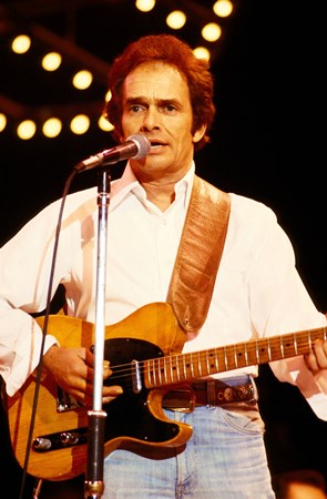 MERLE HAGGARD - Columbia Country Classics Volume 5 A New Tradition - Zortam Music