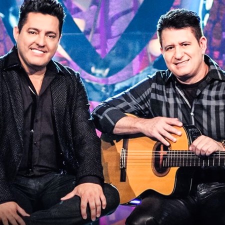 Bruno & Marrone - Pela Porta Da Frente Lyrics - Zortam Music