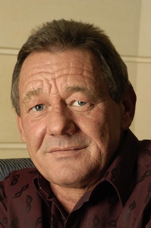 Wolfgang Ambros - 11 - 11 - Zortam Music