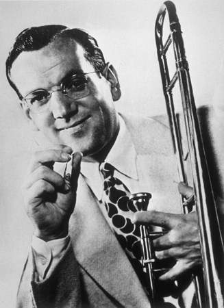 GLENN MILLER - Jazz Legends 60 All Time Classics - Zortam Music GLENN MILLER - Jazz Legends 60 All Time Classics - Zortam Music