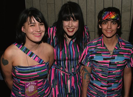 Le Tigre - Rough Trade Shops Best Of 2004 - Counter Culture 2004 [disc 2] - Zortam Music