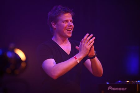 Armin Van Buuren - Sunshine Live Vol. 15 [disc 1] - Zortam Music