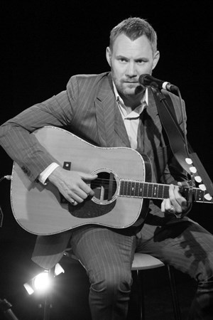 David Halliday - MCN 49 - Zortam Music