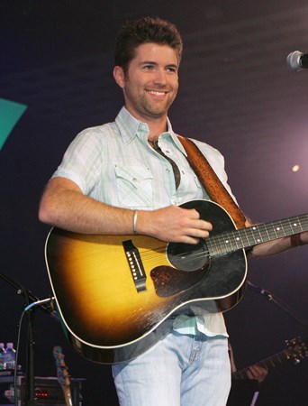 Josh Turner - Now That