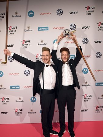 257ers - Mama Lyrics - Zortam Music