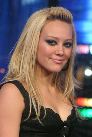 Hilary Duff - 100X Liefde 2015 - Zortam Music