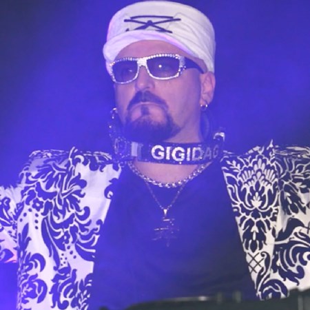 SANDIE SHAW - Track 22 Lyrics - Zortam Music