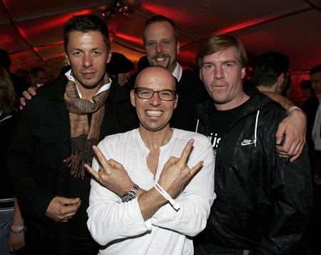 Die Fantastischen Vier - 20 Jahre Intro - Zortam Music