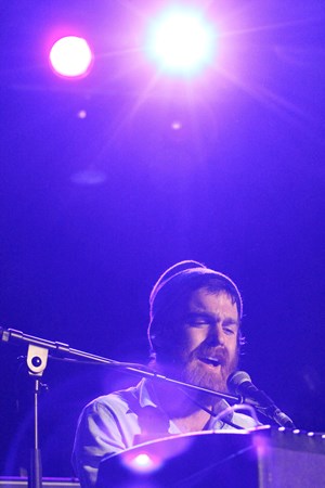 Chet Faker - Uncovered Vol. 4 [disc 1] - Zortam Music