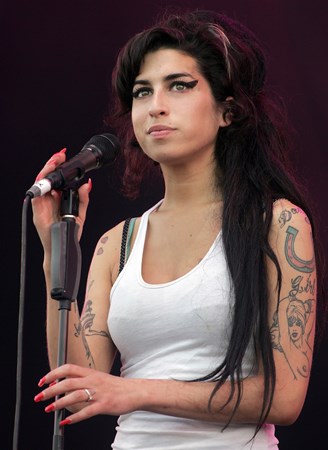 Amy Winehouse - Les Plus Grands Tubes Love [Ex - Zortam Music