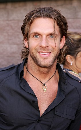 Various Artists - So Country 2017 [Disc 1] - Zortam Music