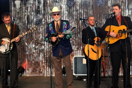 Doyle Lawson & Quicksilver - Legacy: A Tribute to the First Generation of Bluegrass - Zortam Music