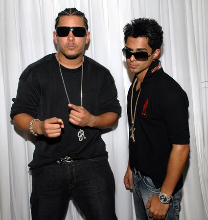 Rkm & Ken Y - Bachata Romantica 1