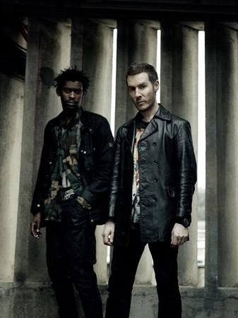 Massive Attack - Les 30 Ans Des Inrockuptibles - Zortam Music