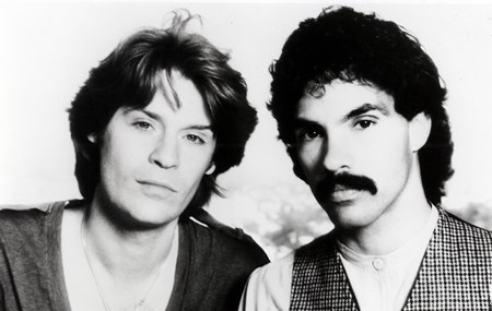 Daryl hall and John Oates - 70s Music Explosion - Miracles Disc 6 - Zortam Music